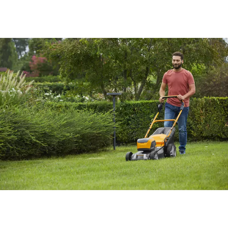 COLLECTOR548SAEKit_2L0482808ST1_amb02_web